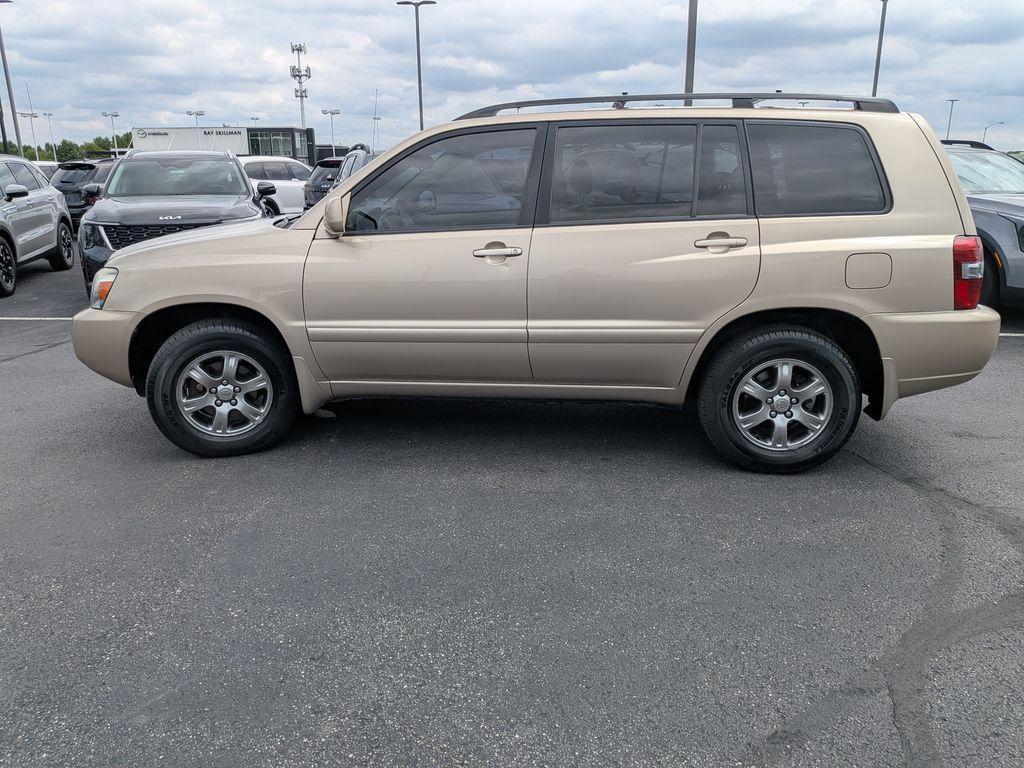 used 2006 Toyota Highlander car, priced at $7,988