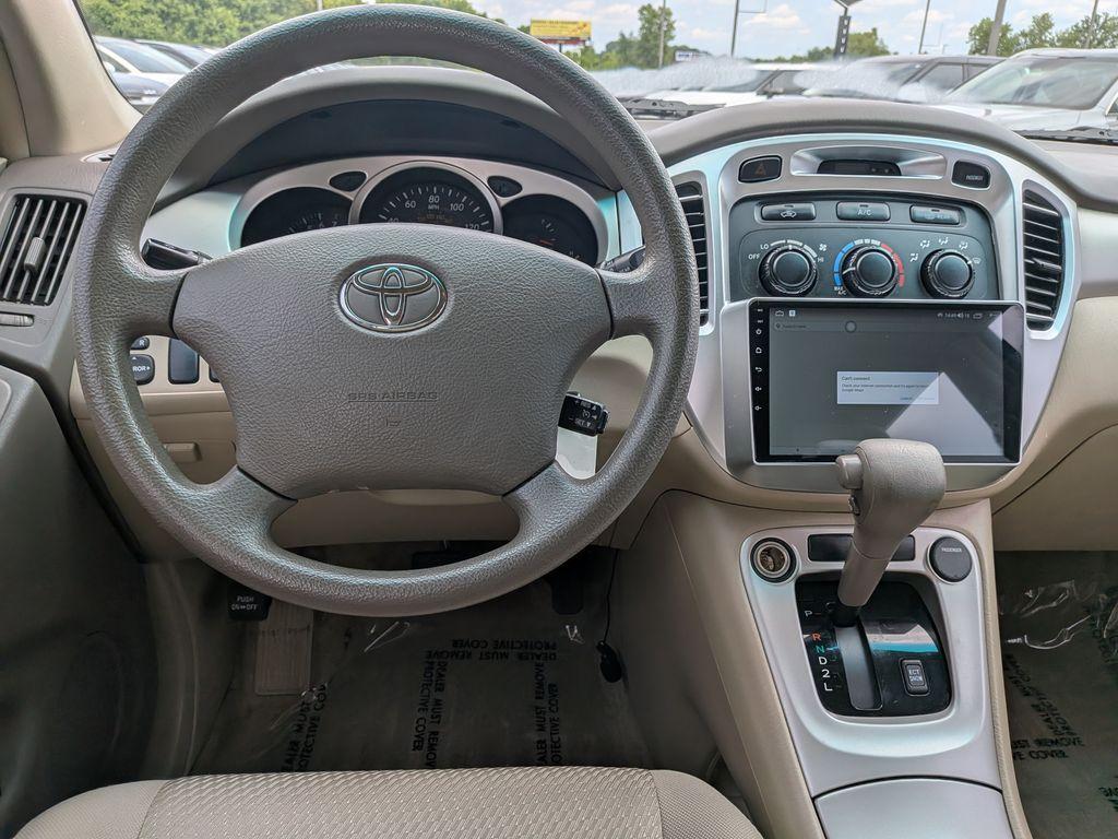 used 2006 Toyota Highlander car, priced at $7,988