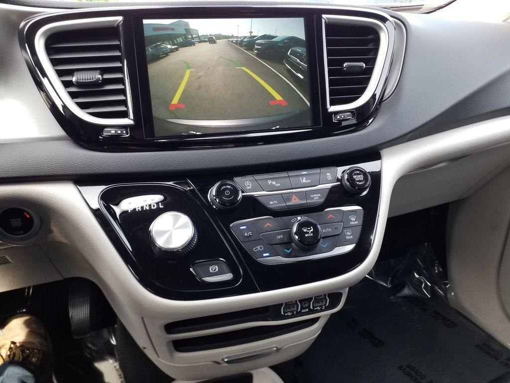 used 2023 Chrysler Pacifica car, priced at $25,226