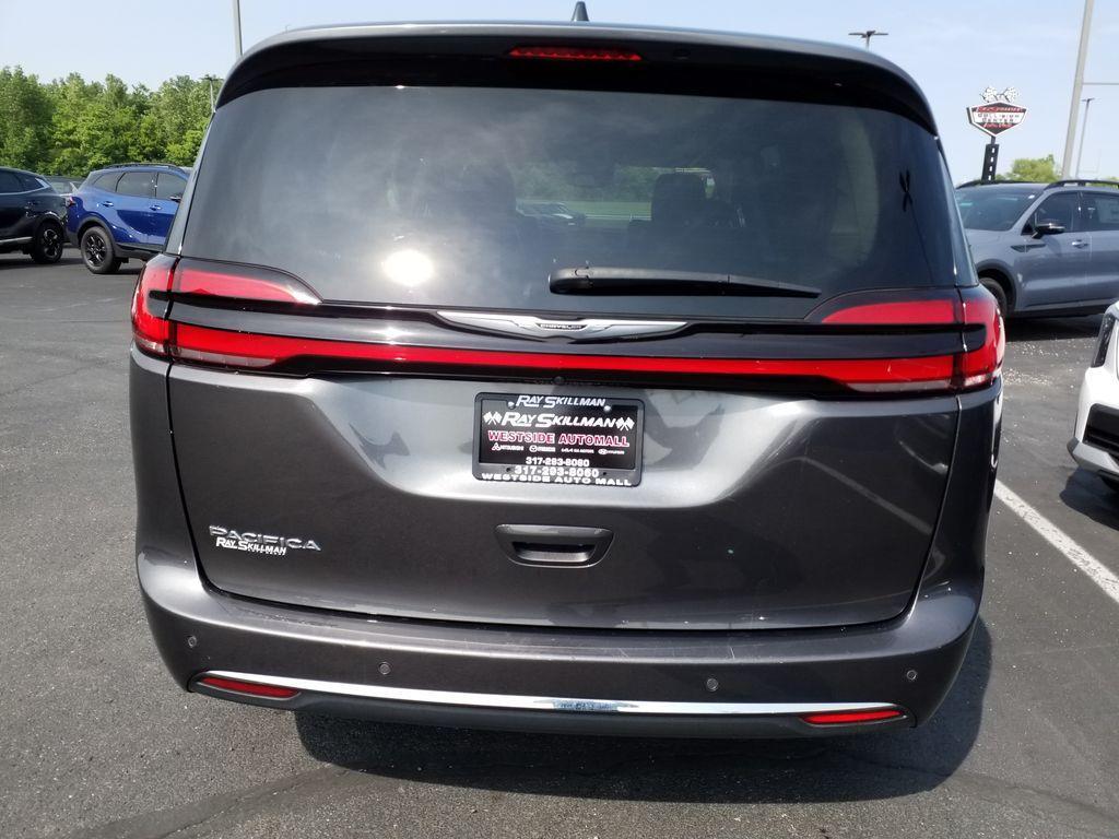 used 2023 Chrysler Pacifica car, priced at $25,226