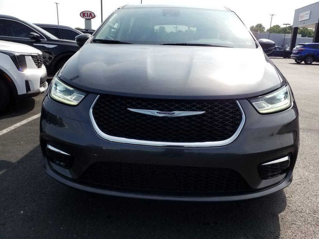 used 2023 Chrysler Pacifica car, priced at $25,226