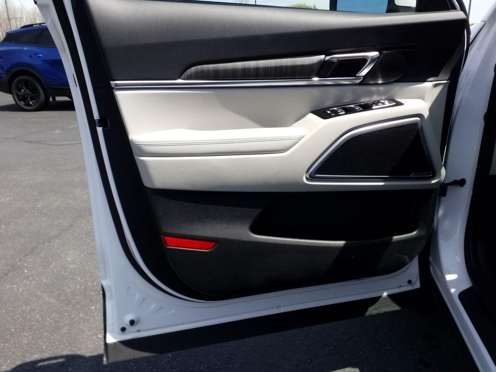 new 2025 Kia Telluride car, priced at $47,175