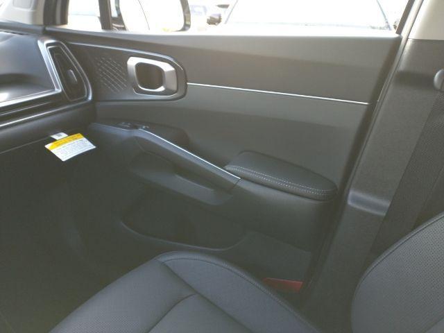 new 2025 Kia Sorento car, priced at $40,515