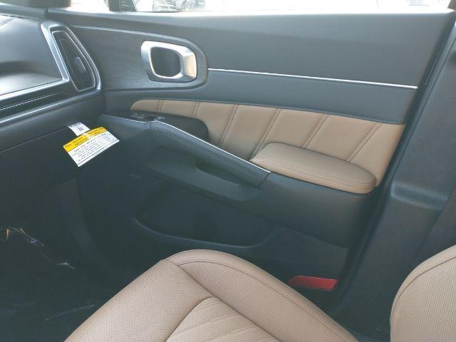 new 2025 Kia Sorento car, priced at $48,285