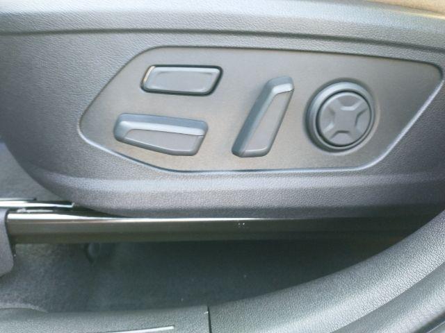new 2025 Kia Sorento car, priced at $48,285