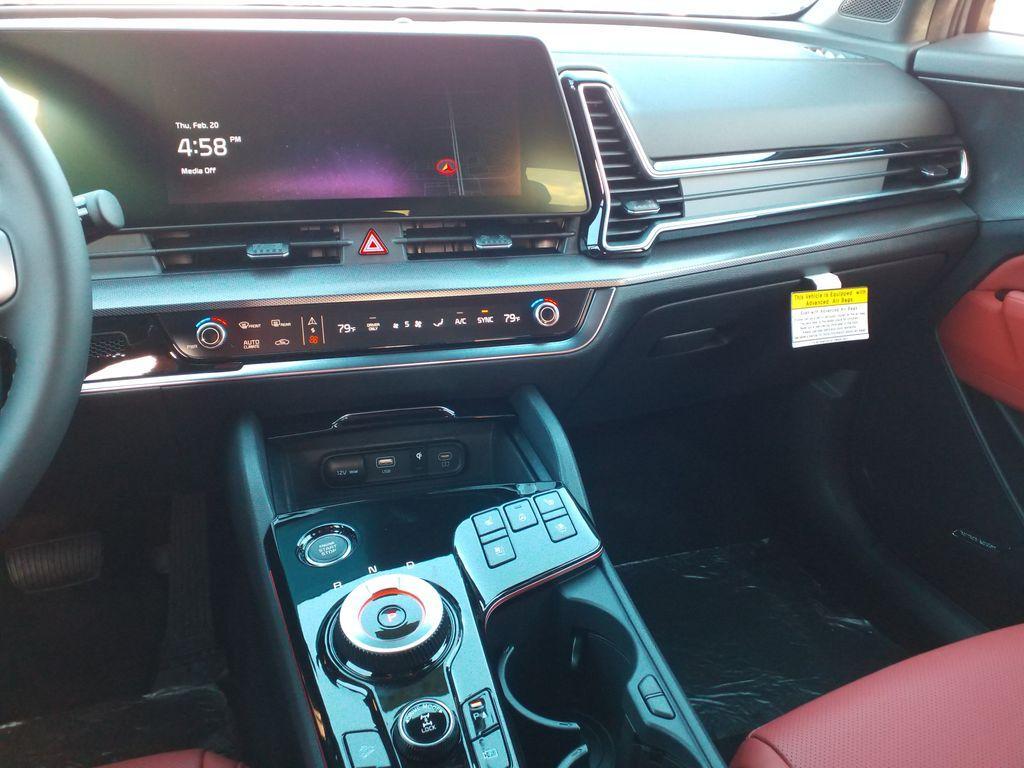 new 2025 Kia Sportage Hybrid car, priced at $39,610