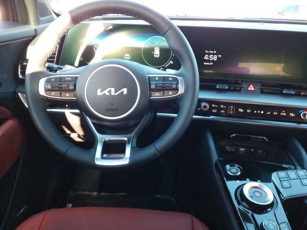 new 2025 Kia Sportage Hybrid car, priced at $39,610