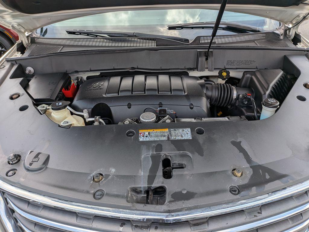 used 2014 Chevrolet Traverse car, priced at $10,988
