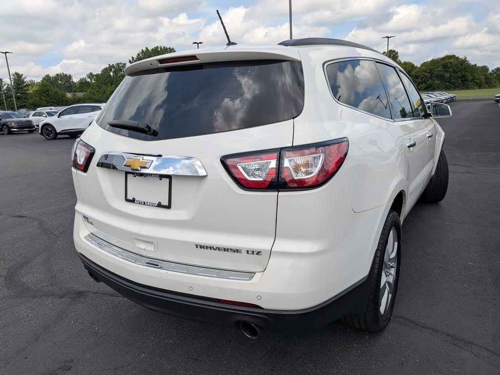 used 2014 Chevrolet Traverse car, priced at $10,988