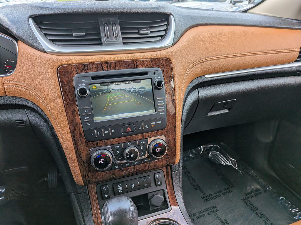 used 2014 Chevrolet Traverse car, priced at $10,988