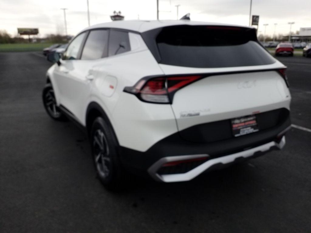 new 2025 Kia Sportage Hybrid car, priced at $30,755
