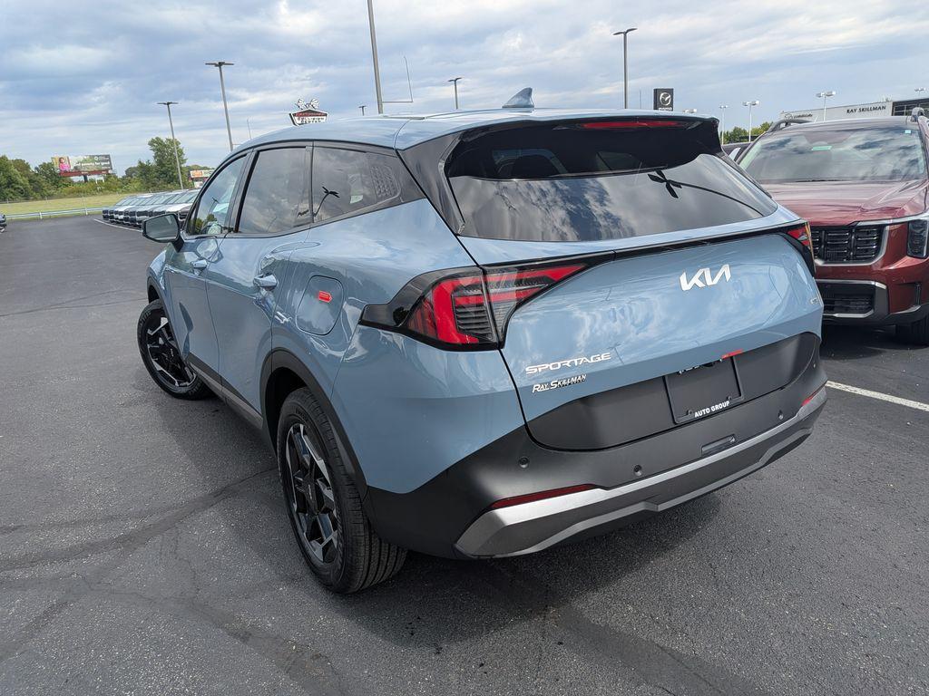 new 2026 Kia Sportage Hybrid car, priced at $33,665