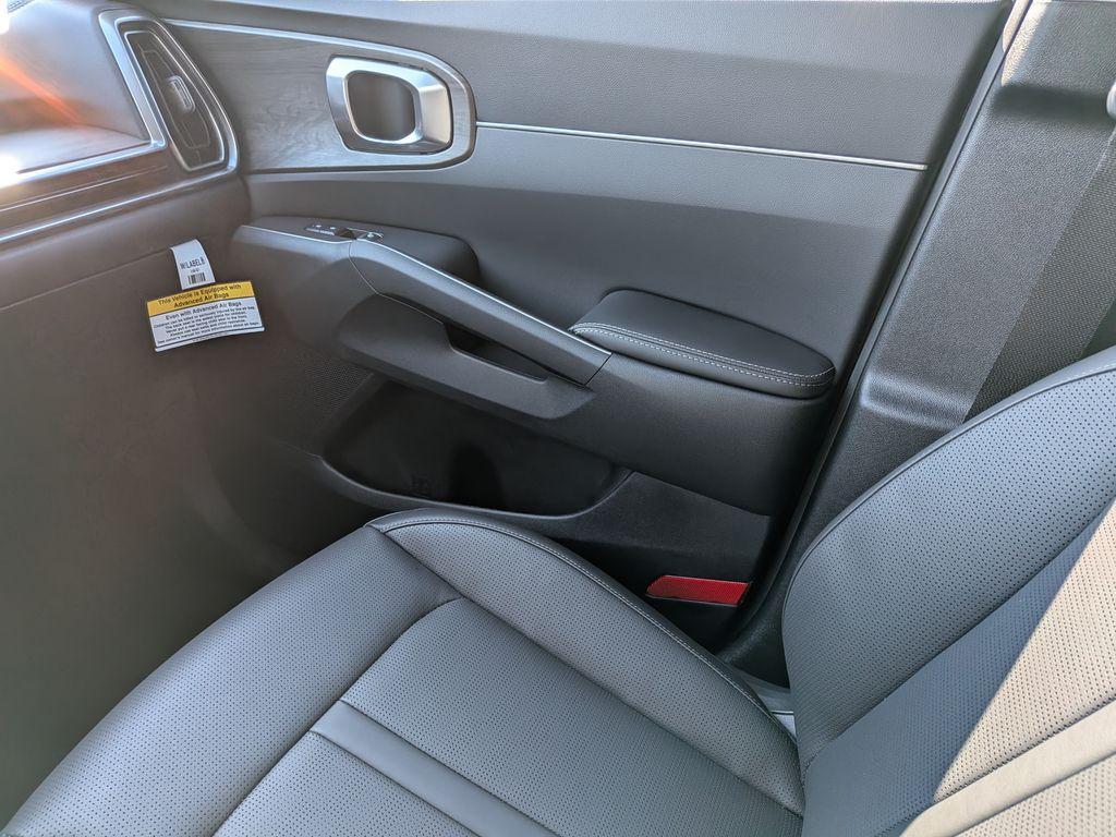 new 2025 Kia Sorento car, priced at $38,667