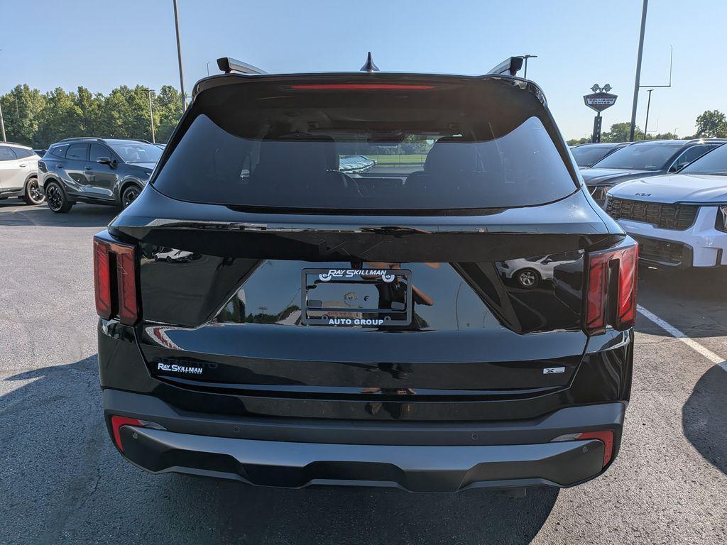 new 2025 Kia Sorento car, priced at $38,667
