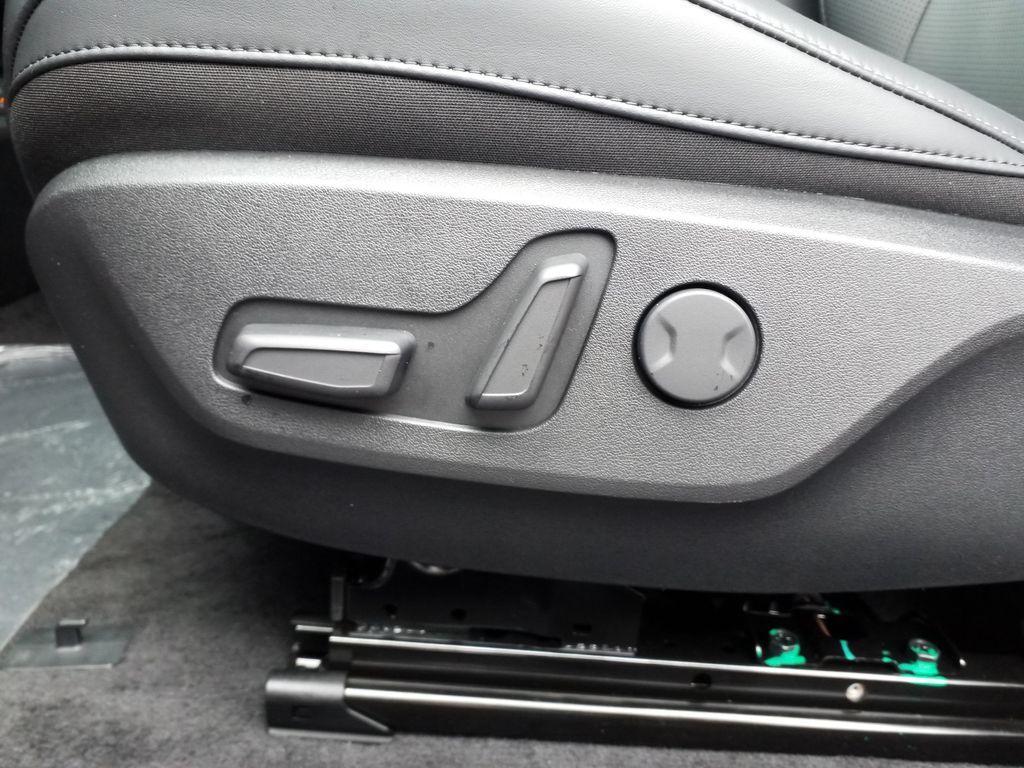 new 2025 Kia EV6 car, priced at $53,835