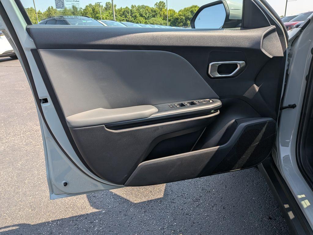 new 2025 Kia K4 car, priced at $23,665