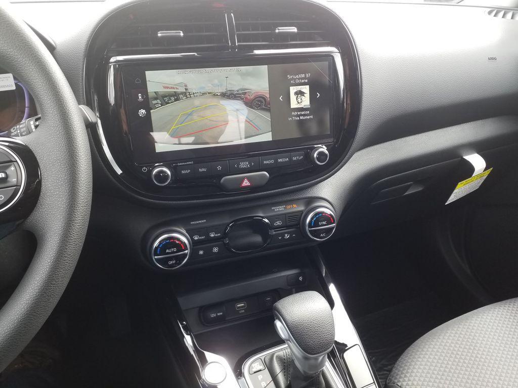 new 2025 Kia Soul car, priced at $25,215