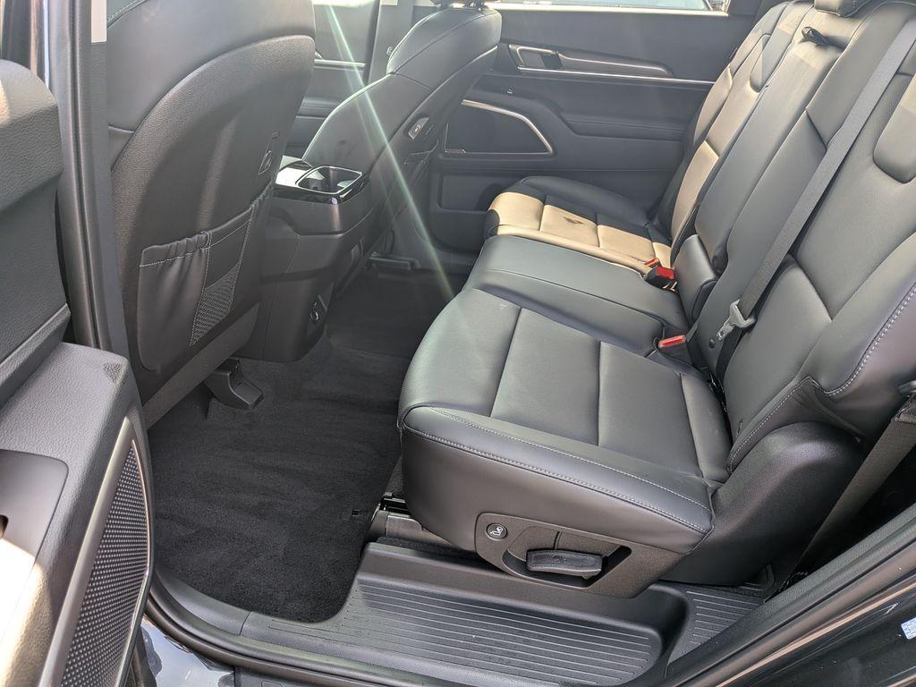 new 2025 Kia Telluride car, priced at $37,640