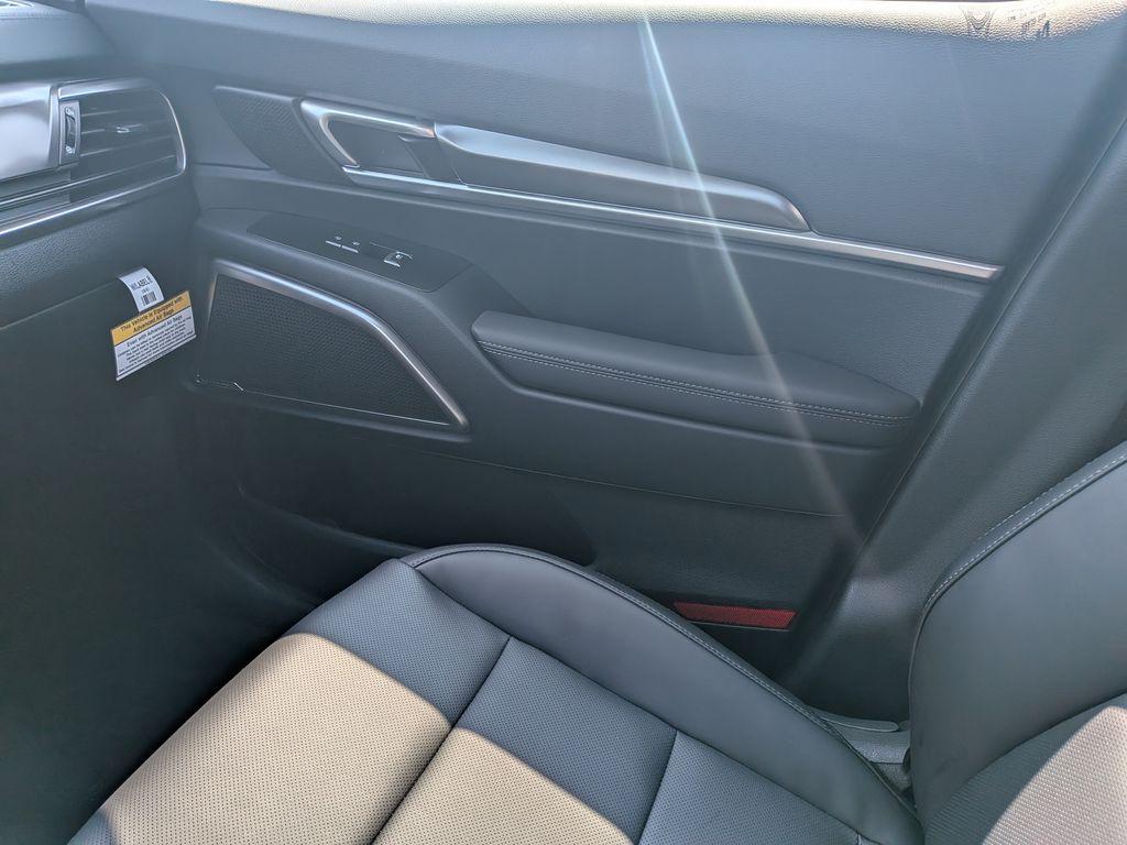 new 2025 Kia Telluride car, priced at $37,640