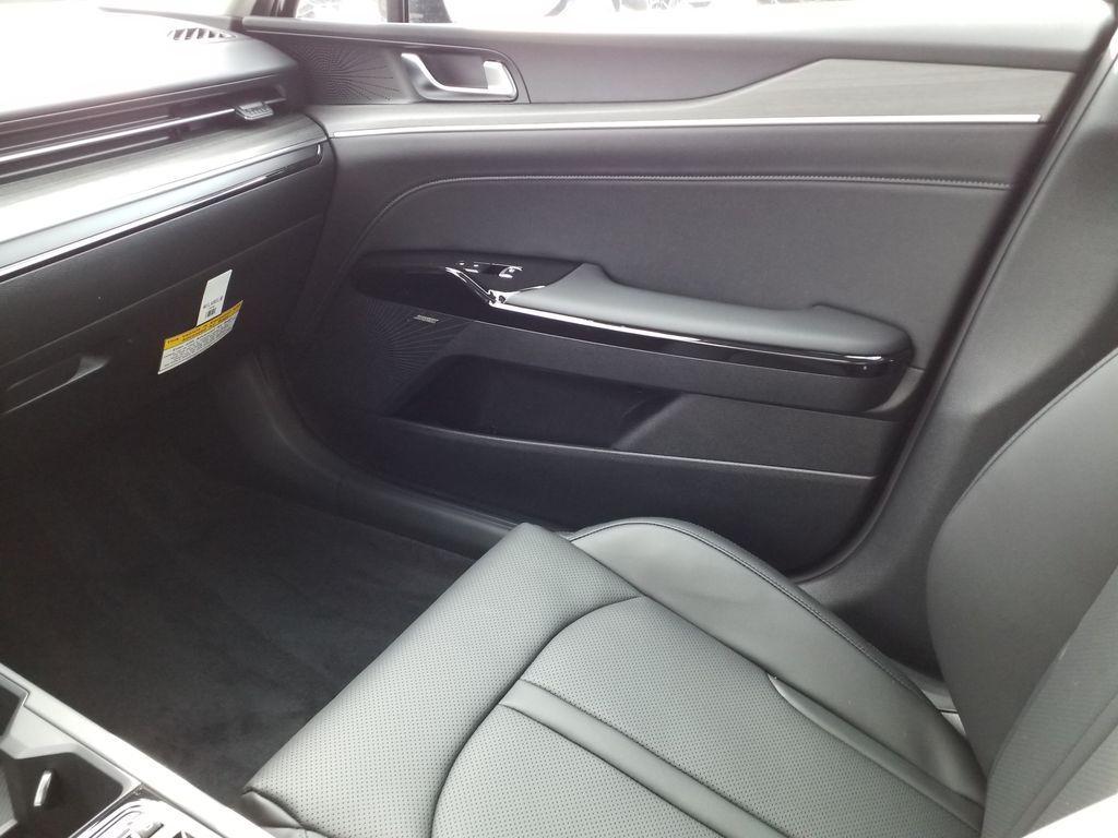 new 2025 Kia K5 car, priced at $35,865