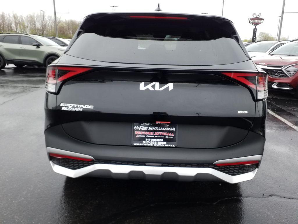 new 2025 Kia Sportage Hybrid car, priced at $32,495
