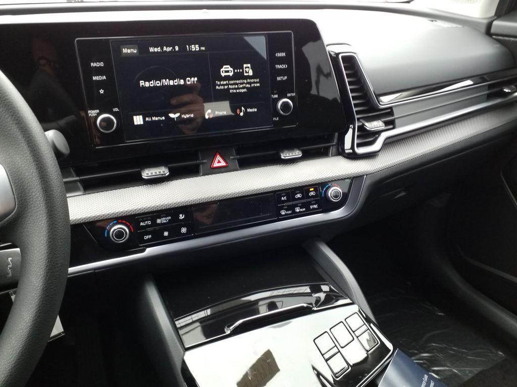 new 2025 Kia Sportage Hybrid car, priced at $32,495