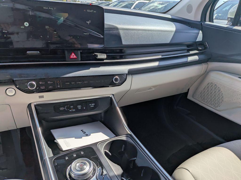 new 2026 Kia Carnival Hybrid car, priced at $44,885