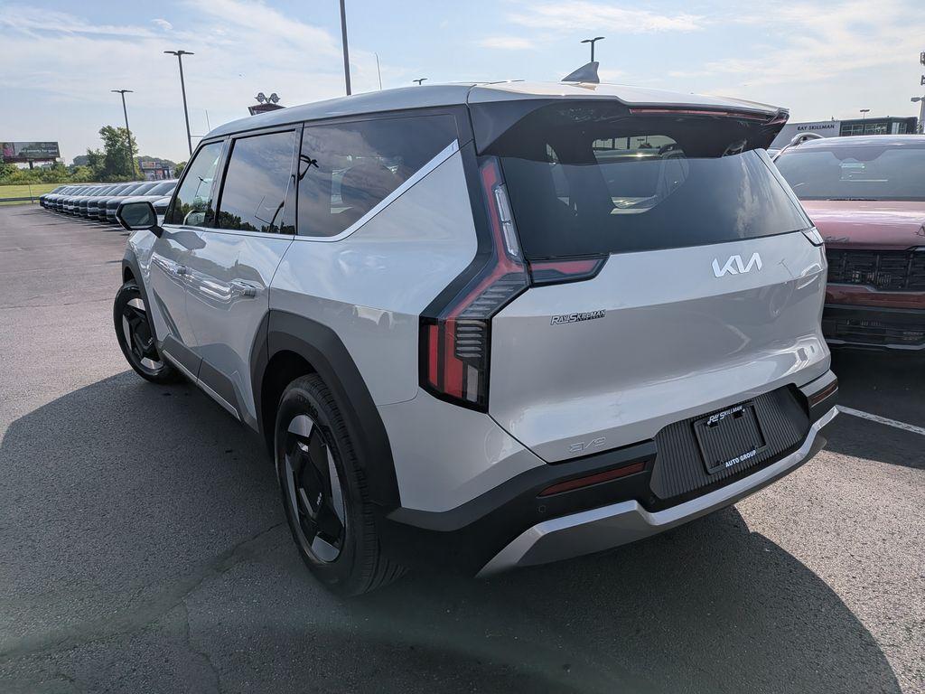 new 2026 Kia EV9 car, priced at $53,735