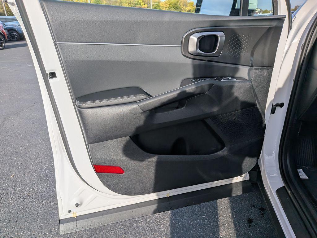 new 2026 Kia Sorento car, priced at $38,595