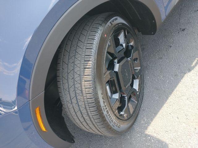 new 2025 Kia Sorento car, priced at $46,305