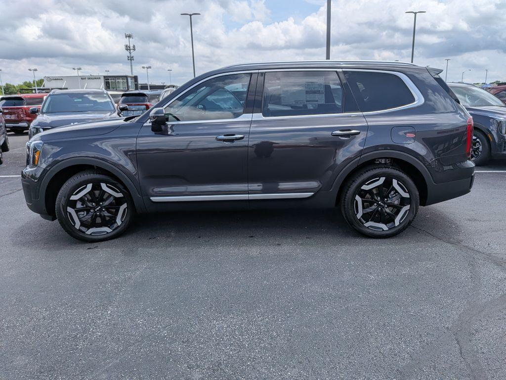 new 2025 Kia Telluride car, priced at $41,821