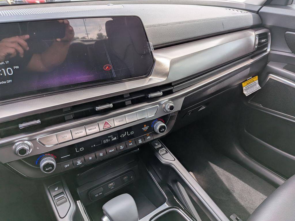 new 2025 Kia Telluride car, priced at $41,821
