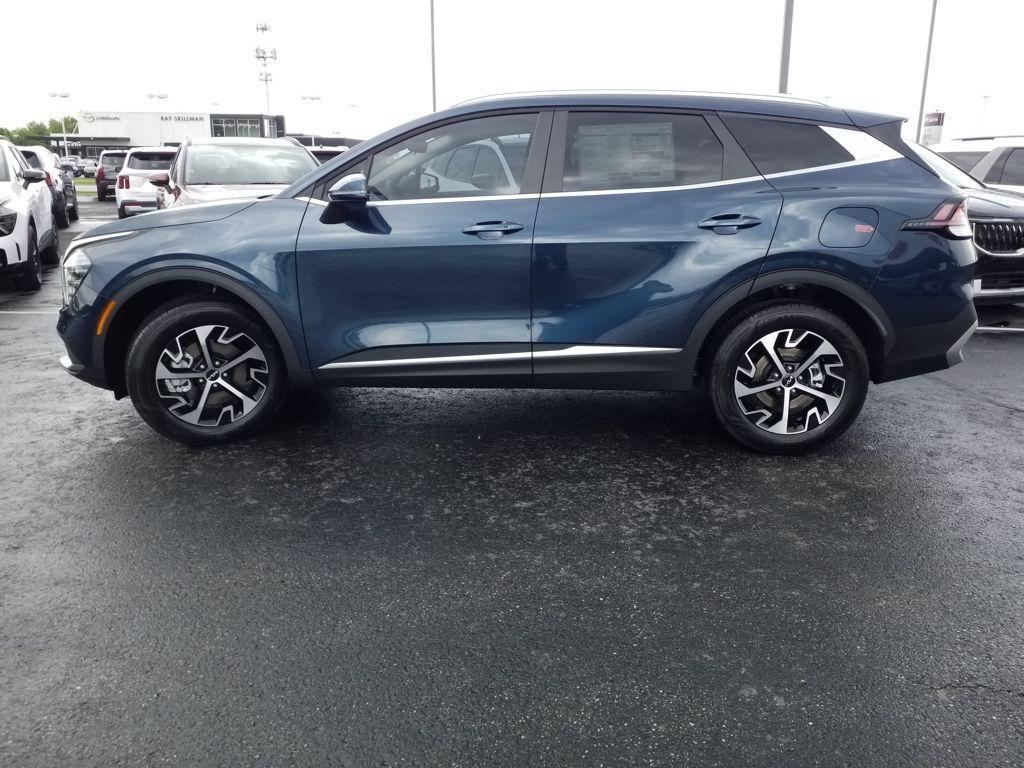 new 2025 Kia Sportage Hybrid car, priced at $34,340