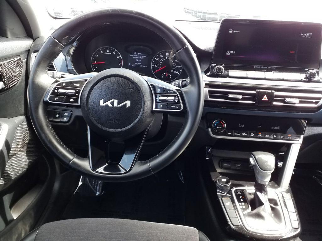 used 2022 Kia Seltos car, priced at $21,990