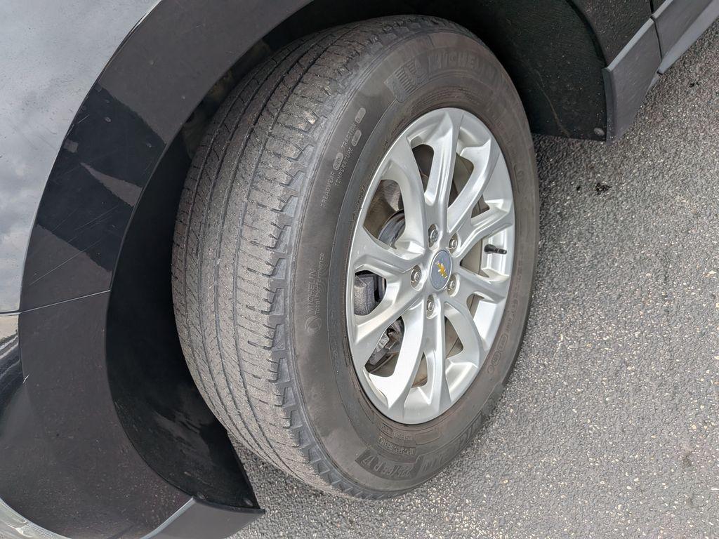 used 2021 Chevrolet Equinox car, priced at $16,988