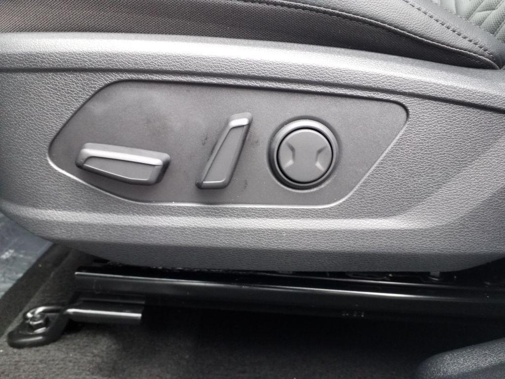 new 2026 Kia Sportage car, priced at $39,060