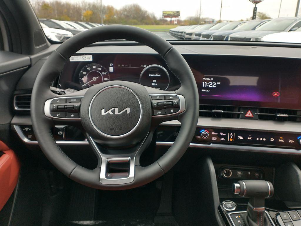 new 2025 Kia Sportage car, priced at $38,535