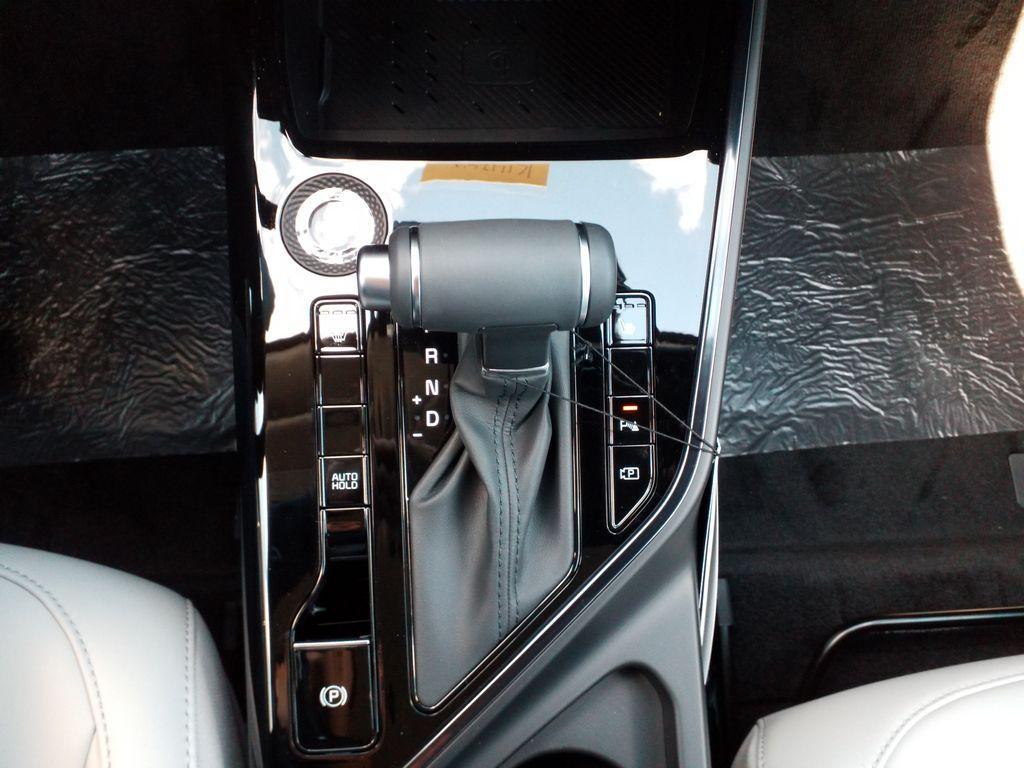 new 2025 Kia Niro car, priced at $31,770