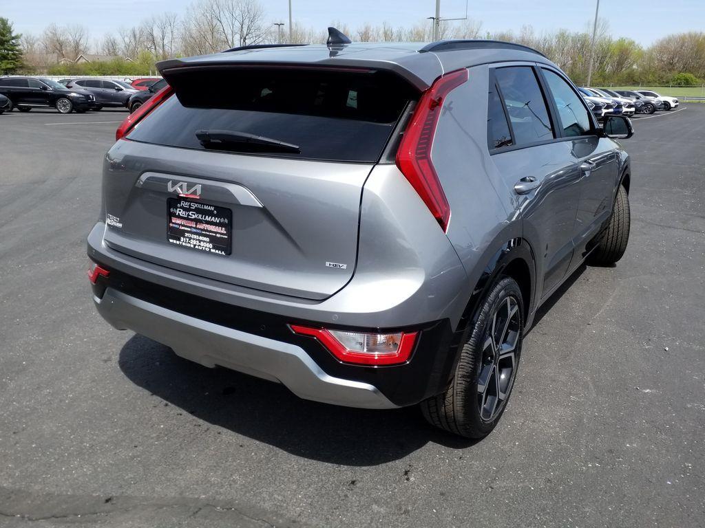 new 2025 Kia Niro car, priced at $33,715