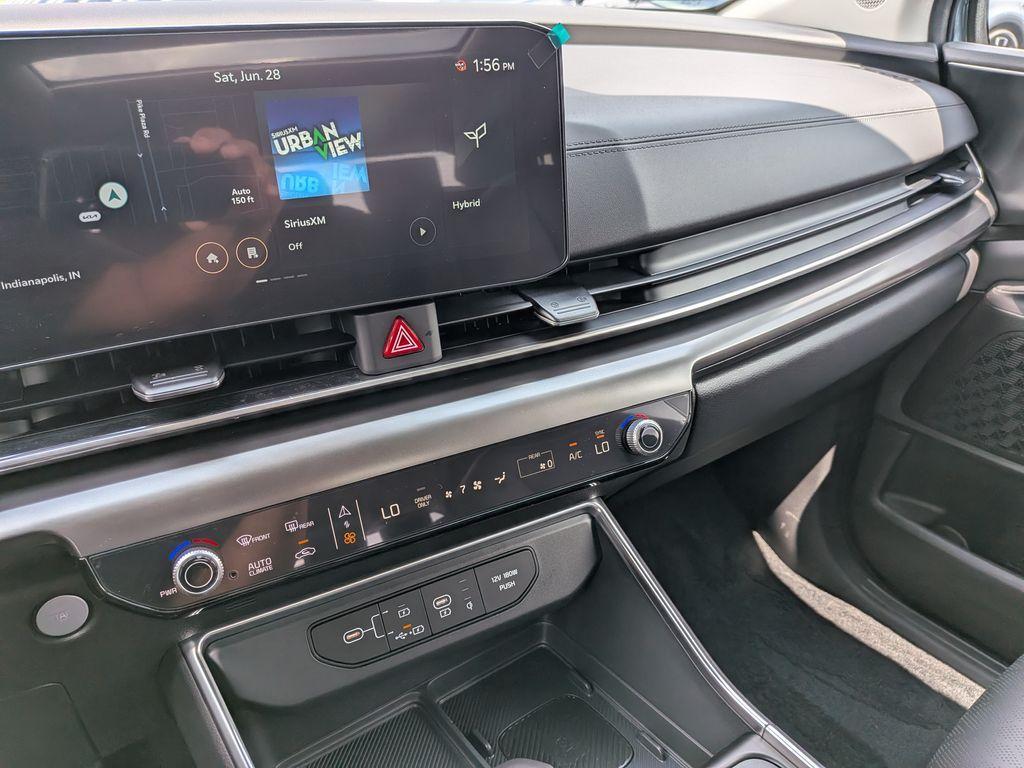 new 2026 Kia Carnival Hybrid car, priced at $51,315