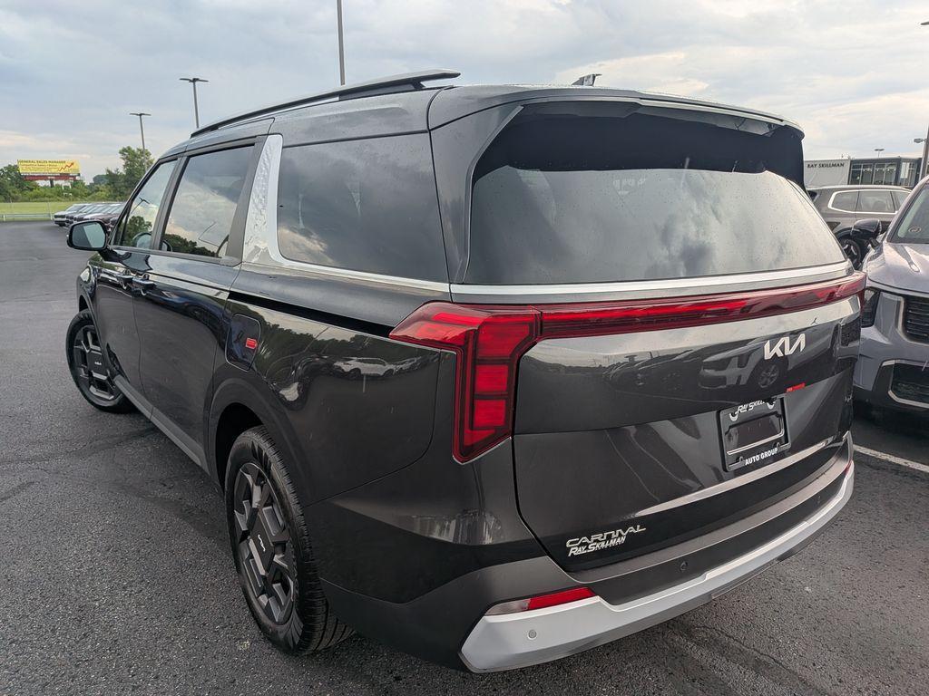 new 2026 Kia Carnival Hybrid car, priced at $44,390