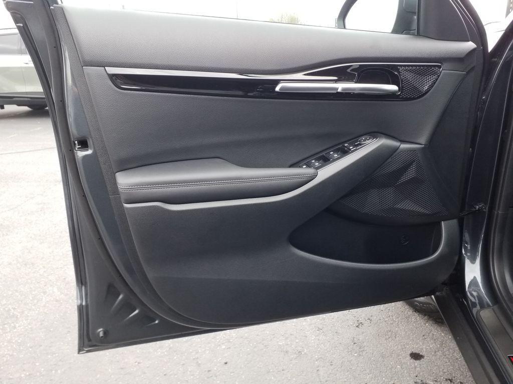 new 2025 Kia Seltos car, priced at $31,750