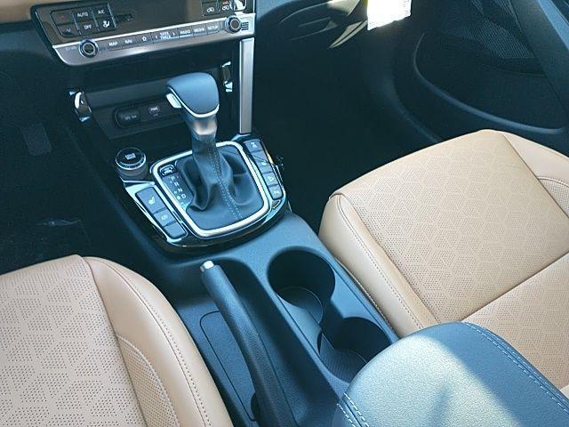 new 2025 Kia Seltos car, priced at $30,860