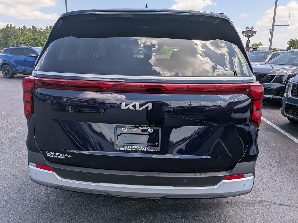 new 2026 Kia Carnival car, priced at $39,002