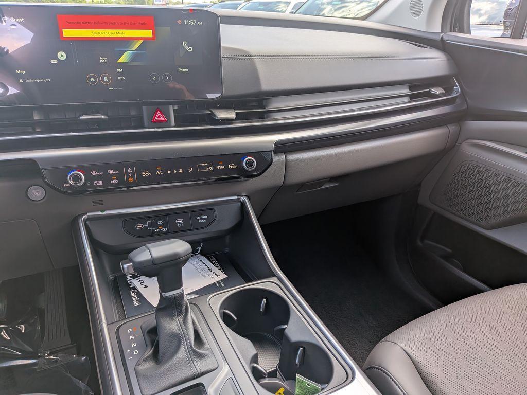 new 2026 Kia Carnival car, priced at $39,002