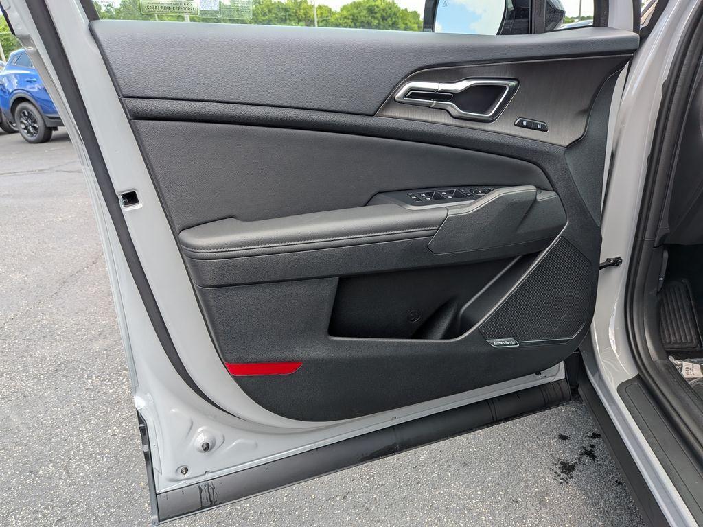 new 2026 Kia Sportage car, priced at $40,740