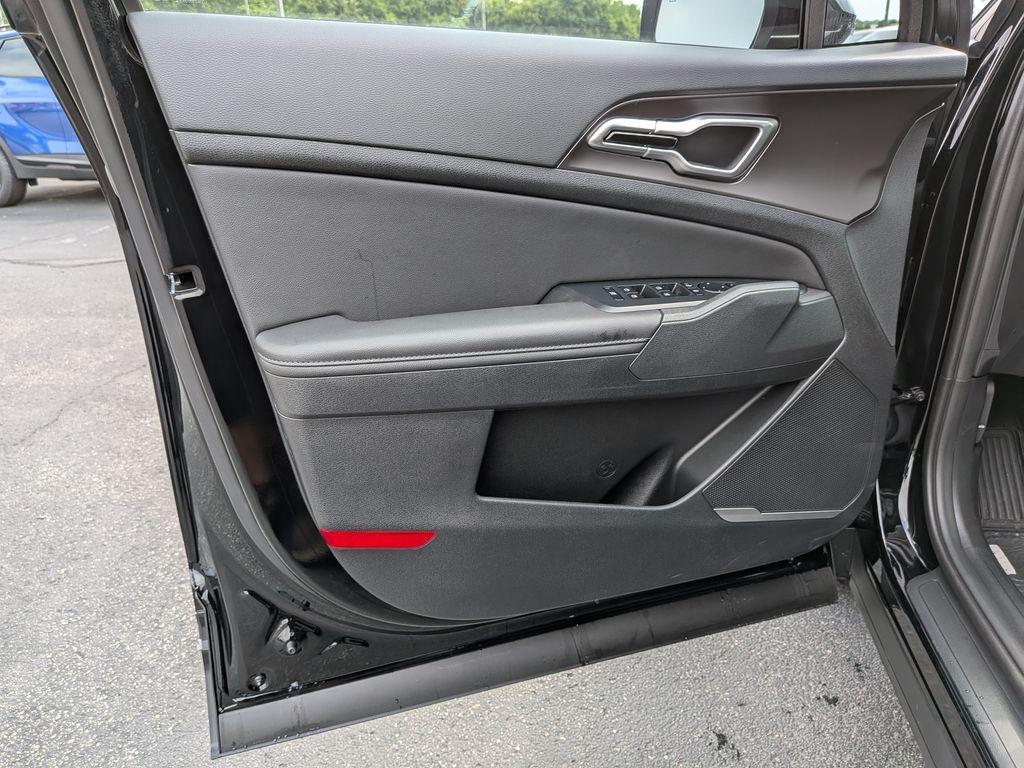 new 2026 Kia Sportage car, priced at $30,388