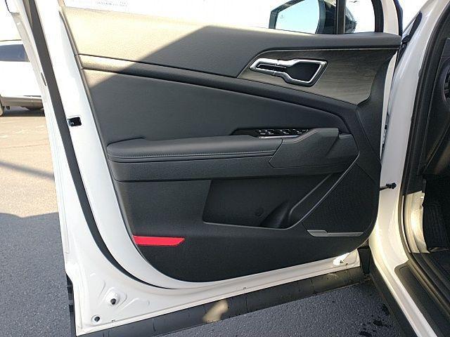 new 2025 Kia Sportage Plug-In Hybrid car, priced at $41,460