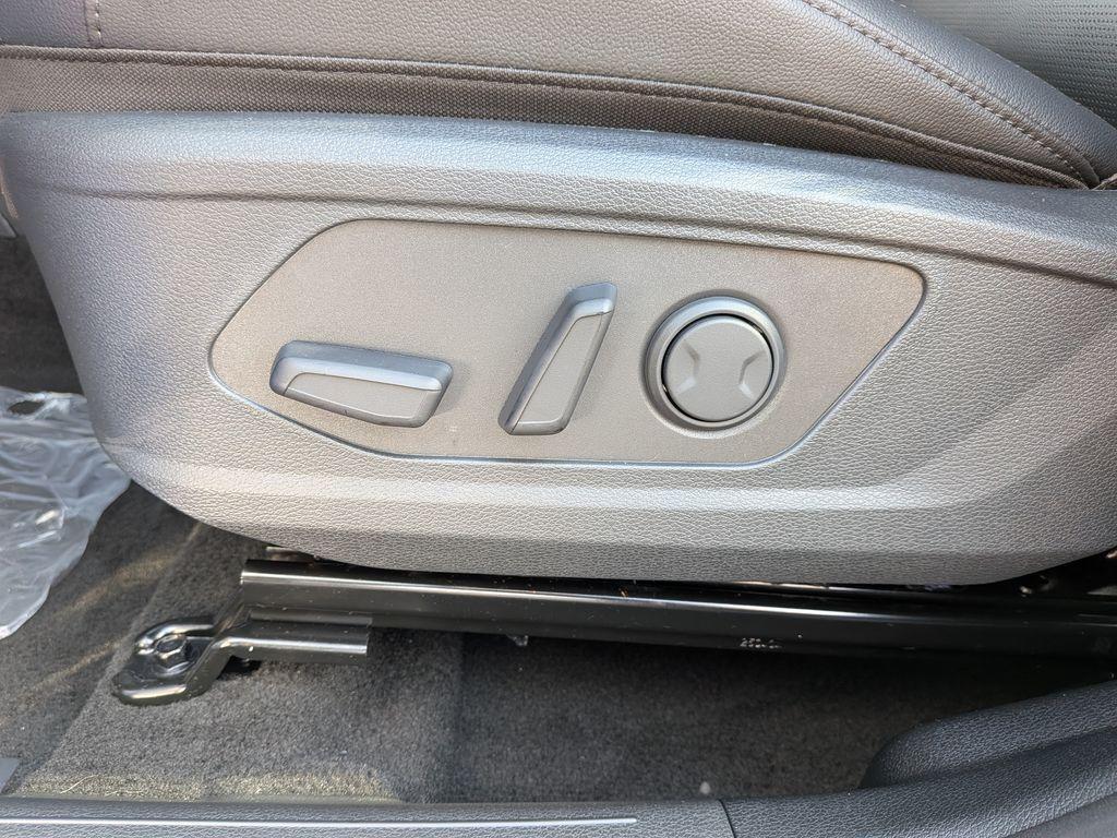 new 2026 Kia Sportage car, priced at $31,155