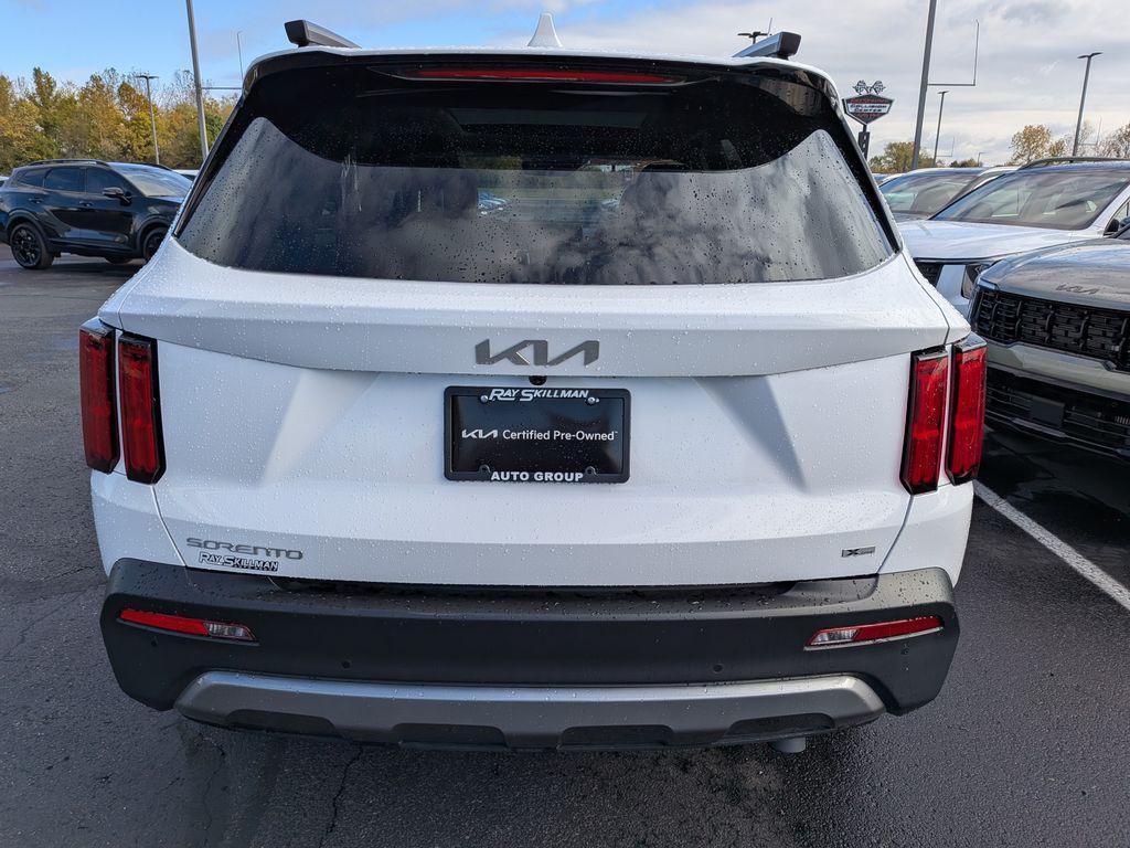 used 2023 Kia Sorento car, priced at $35,488